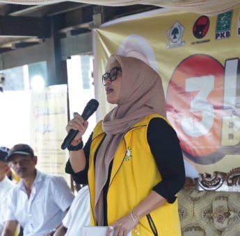 Warga Desa Kading Sambut Hangat Andi Ina Kartika Sari: Harapan Bupati Perempuan Pertama Barru