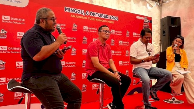 PT Astra Auto Digital (SEVA) hadir memeriahkan Daihatsu Kumpul Sahabat Makassar, di Anjungan Tugu Komodo (MNEK), Makassar dengan memberikan edukasi agar cerdas membeli kendaraan pertama, Minggu, (06/10/2024). (Dok. SEVA)
