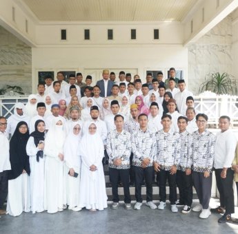 Pemkab Gowa Berangkatkan Pegawai, Cleaning Service, dan Hafiz Beribadah Umrah