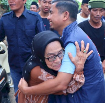 Tasming Hamid Terharu, Warga Kampung Mandar Sambut dengan Pelukan dan Harapan