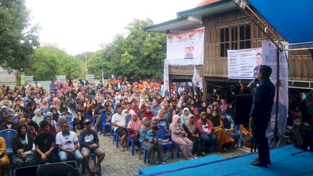 Ket : Paslon Nomor Urut 3, Calon Wali Kota dan Wakil Wali Kota Parepare, Tasming Hamid dan Hermanto kampanye tatap muka di Lompoe
