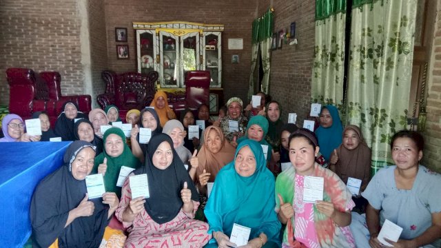 Program Mekaar PNM Makassar berhasil menjangkau ibu-ibu produktif di wilayah Sulselbar. (Dok. Humas PNM Makassar)