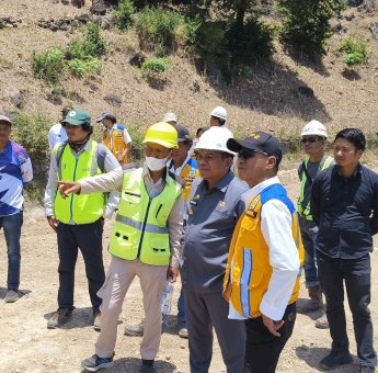 Pj Bupati Jeneponto Tinjau Progres Pengerjaan Saluran Induk Irigasi Kelara Karalloe