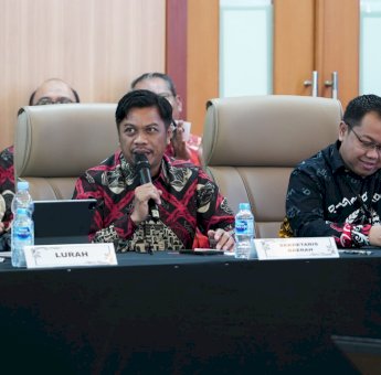 Pj Sekda Makassar Hadiri Pemaparan Calon Juara Lomba Desa dan Kelurahan Tingkat Nasional