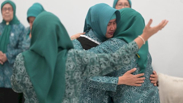 Ketua TP PKK Kota Makassar, Indira Yusuf Ismail resmi menyampaikan permohonan pamit untuk izin cuti sementara kepada seluruh jajaran pengurus TP PKK Kota Makassar. (Foto: Istimewa)