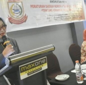 Apiaty Ajak Warga Makassar Jaga Lingkungan dengan Tertib KTR