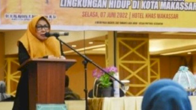 Anggota DPRD Makassar, Apiaty Amin Syam menggelar Sosialisasi Perda Nomor 1 Tahun 2019 tentang Penyelenggaraan Pendidikan di Hotel Maxone, Jl Taman Makam Pahlawan, Minggu (28/4/2024). (Foto: Istimewa)