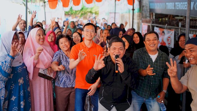 Calon Wakil Wali Kota Makassar, Ilham Ari Fauzi Amir Uskara terus berkeliling ke sejumlah titik untuk bersilaturahmi bersama warga sekaligus melakukan kampanye. (Foto: Istimewa)
