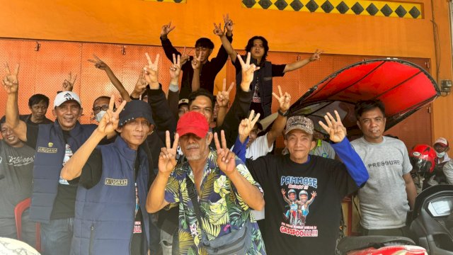 Para tukang bentor (Pabentor) di Kabupaten Wajo siap memenangkan pasangan Andi Sudirman Sulaiman-Fatmawati Rusdi di Pilgub Sulsel 2024. (Foto: Istimewa)