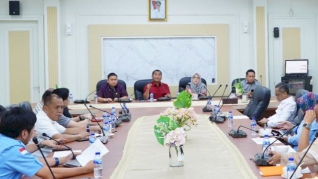 Suasana rapat pimpinan DPRD Sulawesi Selatan yang digelar pada Selasa (15/10/2024). (Foto: Istimewa)