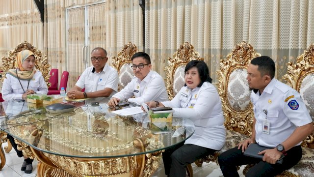 Suasana Rakor Teknis Persiapan Harvesting Bangga Buatan Indonesia (BBI)/Bangga Berwisata Indonesia (BBWI) Produk Dalam Negeri (PDN) secara virtual, di Rumah Jabatan Sekretaris Daerah Provinsi Sulsel, Rabu (16/10/2024). (Foto: Istimewa)