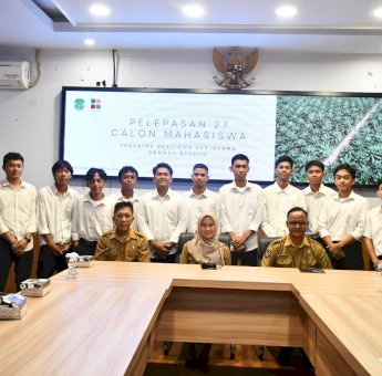 Lepas 27 Calon Mahiswa Penerima Beasiswa BPDPKS, Indah : Jangan Siasiakan Kesempatan