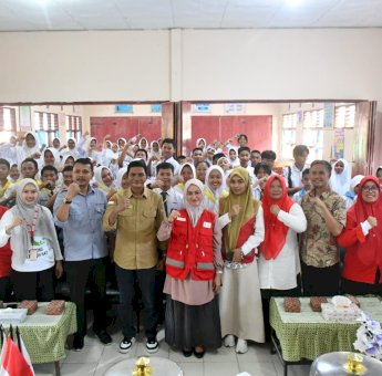 Orientasi PMR Indah Putri Indriani Ajak Pelajar Tebar Kebaikan Bersama PMI