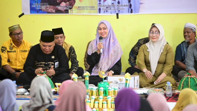 Bupati Luwu Utara Indah Putri Indriani saat menghadiri peringatan Maulid Nabi Muhammad SAW di Kecamatam Sabbang. (*)