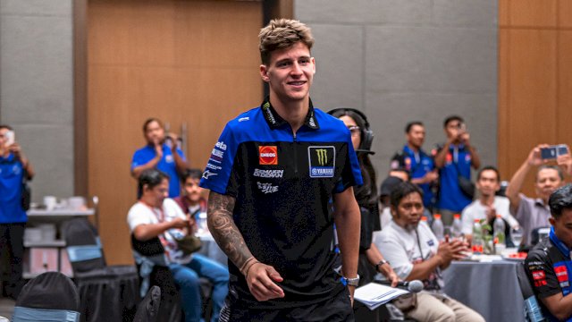 Pembalap Monster Energy Yamaha, Fabio Quartararo saat menyapa para fans dan komunitas Yamaha di Indonesia. (Foto: Istimewa)