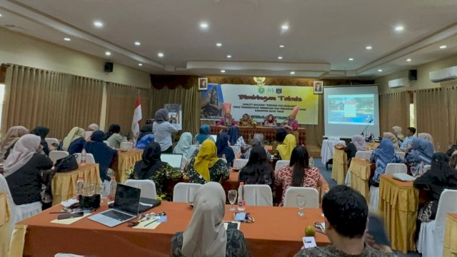 Dinas PPPA Kutai Timur menggelar Bimtek Capacity Building guna peningkatan SDM, Kamis (7/11/2024).