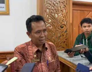 Tingkatkan Mutu Pendidikan, Disdikbud Kutim Berikan Bosda ke Sekolah Agama