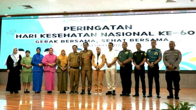 Peringatan Hari Kesehatan Nasional (HKN) ke-60 tahun di Gedung Serbaguna Bukit Pelangi, Kutai Timur (Kutim) Selasa, (12/11/2024), berlangsung penuh semangat.