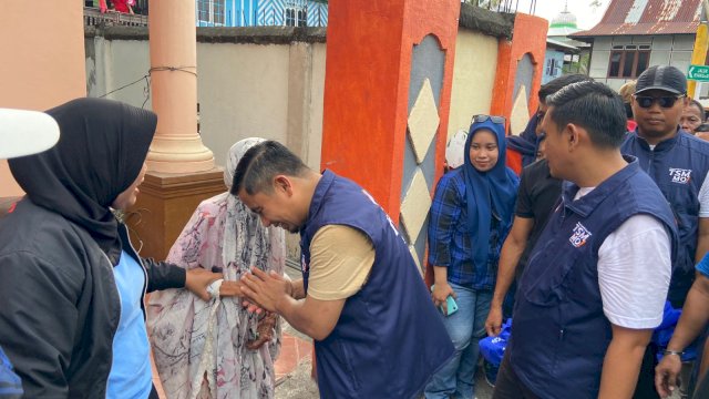 Ket: Tasming Hamid dan Hermanto saat blusukan di Soreang