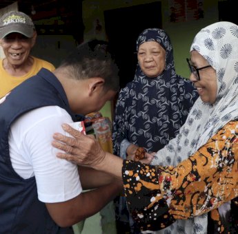 Sapa Masyarakat dari Pintu ke Pintu, Tasming-Hermanto Dapat Dukungan Kuat dari Warga Mallusetasi