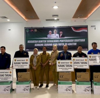 Dispora Kaltim Perkuat Karang Taruna di Samarinda Melalui Bimtek dan Penyerahan Bantuan untuk 10 Kecamatan