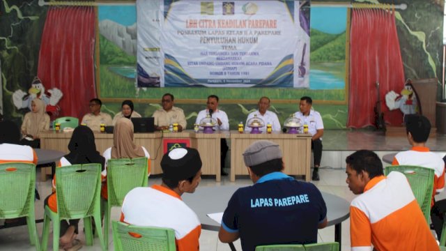 Ket: Kegiatan Penyuluhan Hukum di Lapas Kelas IIA Parepare