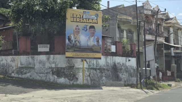 Ket: Reklame di Kota Parepare