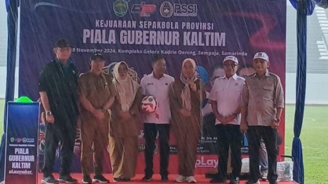 Pembukaan Kejuaraan Sepak Bola Piala Gubernur Kaltim U-13 & U-15 2024, pada Senin, 11 November 2024, di Lapangan Gelora Kadrie Oening, Samarinda (Dok.Republiknews.co.id/Nr)
