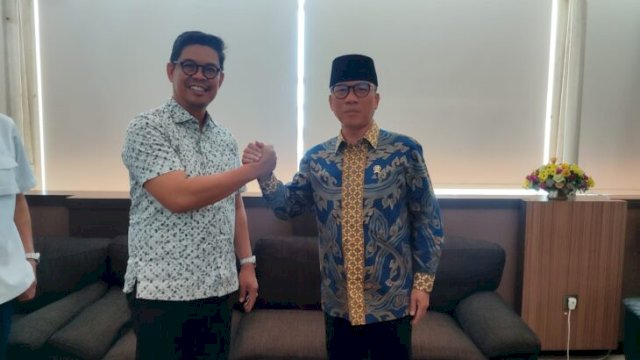 Calon wakil Bupati Bulukumba Petahana Andi Edy Manaf bersama Menteri Desa PDT, Yandri Susanto. [Foto: IST]