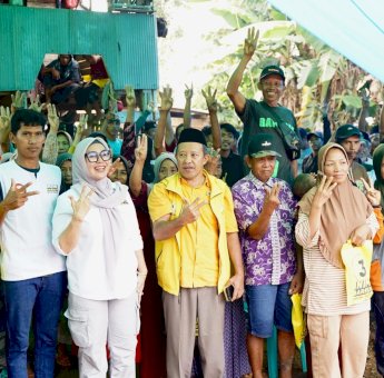 Kampanye di Dusun Rumpia, Pasangan Andi Ina-Abustan Tegaskan Komitmen untuk Perubahan Barru
