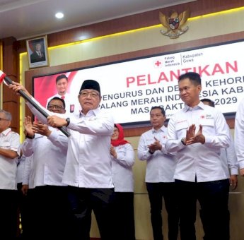 Abd Rauf Dilantik Jadi Ketua PMI Gowa, Adnan Titip Markas Siaga 24 Jam
