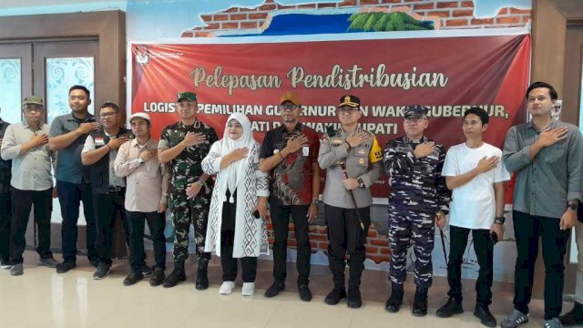 Distribusi logistik pemilu resmi dimulai dari gudang Komisi Pemilihan Umum (KPU) Kutai Timur (Kutim) di Gedung Graha Expo Bukit Pelangi, Sangatta Utara, Sabtu (23/11/2024).