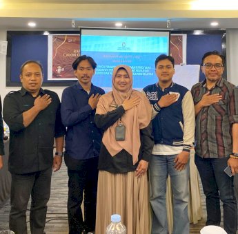 KPU Sulsel Keluarkan Sertifikat Akreditasi untuk 8 Lembaga Survei dan Pemantau Pilkada 2024