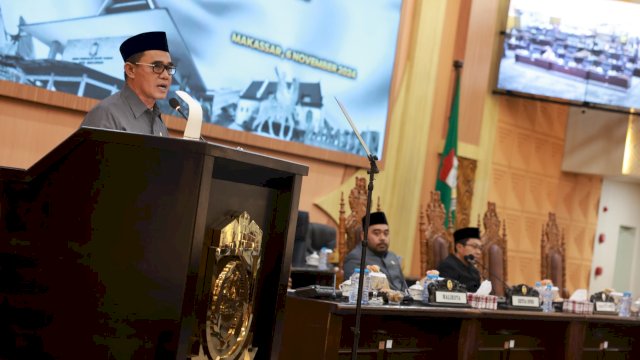 Suasana rapat paripurna DPRD Makassar dengan agenda penetapan Rencana Kerja (Renja) DPRD untuk tahun 2025, Rabu (6/11/2024). (Foto: Istimewa)