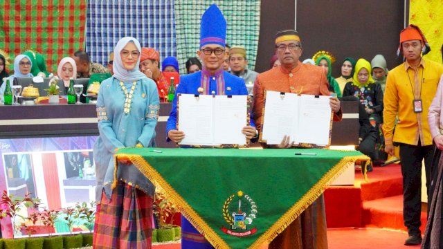 Suasana rapat paripurna istimewa dalam rangka HUT Sulsel ke-355 tahun 2024, Sabtu (19/10/2024). (Foto: Istimewa)