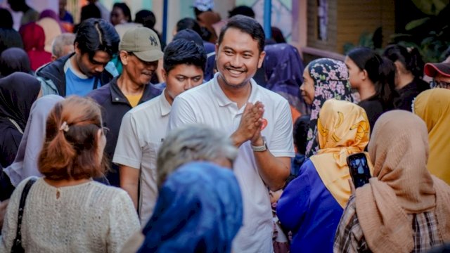Calon Wali Kota Makassar, Andi Seto Gadhista Asapa mendapatkan dukungan dari komunitas Paguyuban Jawa di Makassar jelang pemungutan suara Pilwalkot Makassar 2024. (Foto: Istimewa)