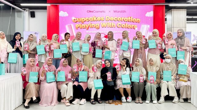 Citra Cosmetic bersama Wardah menggelar acara bertajuk &ldquo;Cupcakes Decoration Playing with Colors" di Citra Cosmetic and Swalayan Perintis, Makassar, Minggu (10/11/2024). (Foto: Istimewa)
