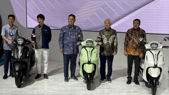 Suasana peluncuran varian warna baru Yamaha Grand Filano Hybrid pada event Indonesia Motor Show (IMOS) 2024. (Foto: Istimewa)