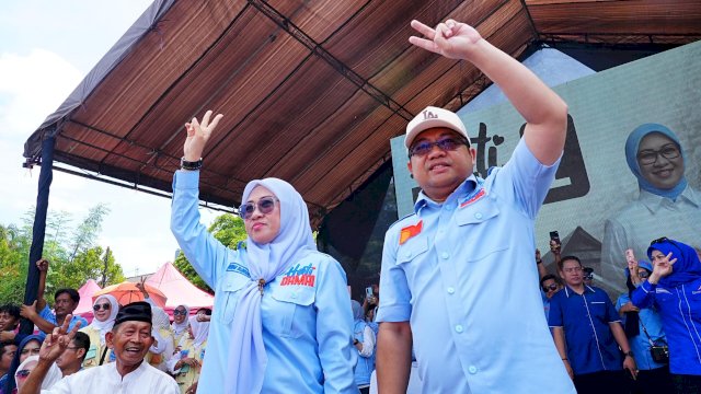 Pasangan nomor urut 2, Husniah Talenrang-Darmawangsyah Muin unggul di Pilkada Gowa 2024 berdasarkan berbagai metode hitung cepat. (Foto: Istimewa)
