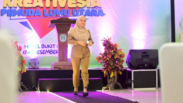 Bupati Luwu Utara Indah Putri Indriani saat membuka Kreativesia Pemuda Luwu Utara Tahun 2024. (ist)