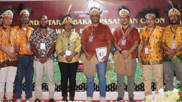 Pendaftaran Paslon Manu-Jaya di KPU Mappi. (Foto KPU Mappi)