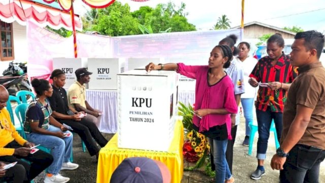 Tahapan pemungutan suara Pilkada Serentak 2024 di Kabupaten Mappi. (Foto: KPU Mappi)
