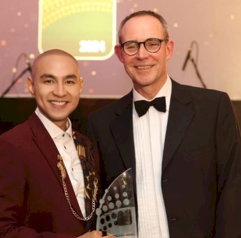 Transformasi Digital Indosat Raih Penghargaan World Communication Award