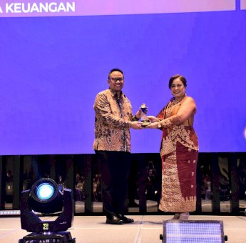 OJK Kembali Dianugerahi Sebagai Badan Publik Informatif 2024
