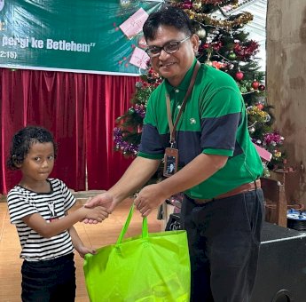 PLN Tebarkan Suka Cita Natal Bersama Anak-Anak PA Murni Makassar