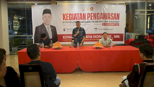Anggota DPRD Sulsel, Edward Wijaya Horas saat menggelar kegiatan pengawasan APBD Sulsel di RM Golden Suki, Jalan Sultan Hasanuddin, Kelurahan Baru, Kecamatan Ujung Pandang, Makassar, Jumat (22/11/2024). (Foto: Istimewa)