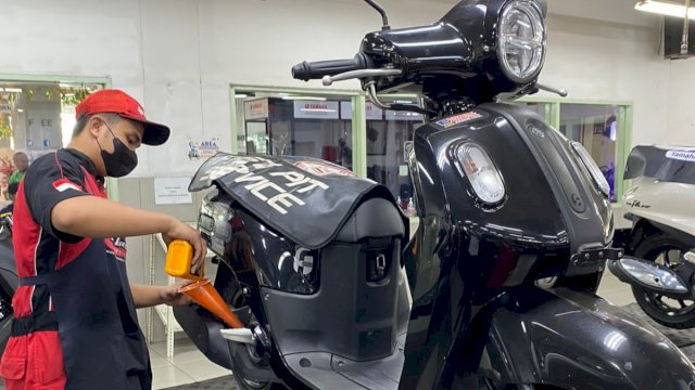 Menyambut momen Natal dan Tahun Baru (Nataru) 2025, PT Suracojaya Abadimotor (PT SJAM) menawarkan beragam promo spesial untuk layanan servis. (Foto: Istimewa)