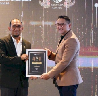 Ciptakan Hubungan Media yang Berkelanjutan, PLN UID Sulselrabar Raih Dua Penghargaan di Tahun 2024