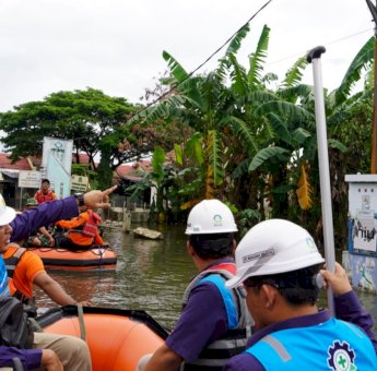 Banjir Mulai Surut, PLN Tanggap Pulihkan Pasokan Listrik di Kota Makassar