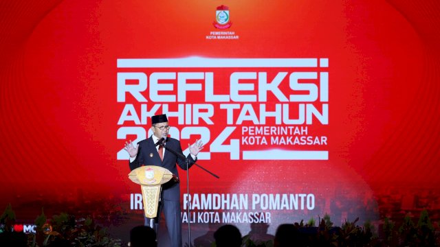 Wali Kota Makassar, Moh Ramdhan Pomanto saat memberikan pemaparan dalam acara 'Refleksi Akhir Tahun 2024' di Hotel Four Points by Sheraton, Jalan Andi Djemma, Makassar, Jumat (27/12/2024). (Foto: Istimewa)